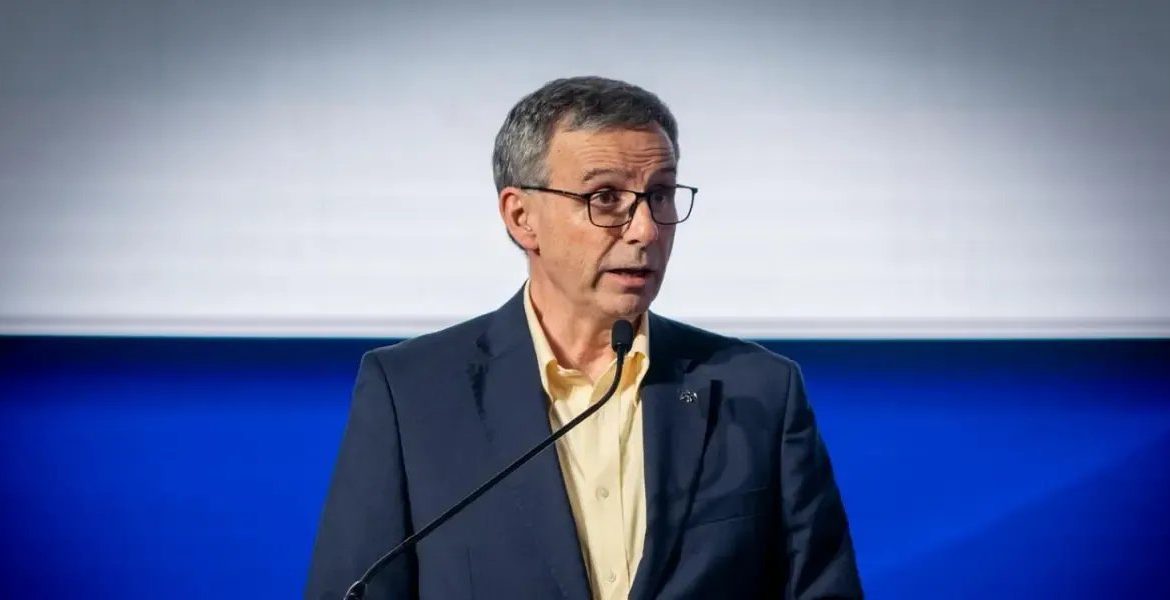 Crisis eléctrica: Gobierno pide trámite urgente para trasladar $1,2 billones