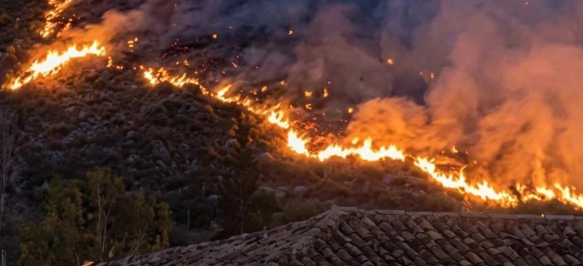 Grave incendio en Villa de Leyva: reportan 1.200 hectáreas afectadas y un 75 % de control