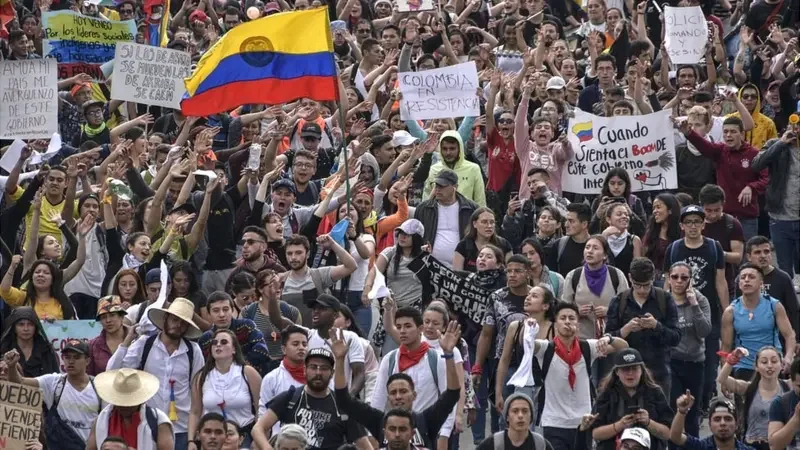 Protesta social: proyecto del Gobierno desata debate por intervención policial
