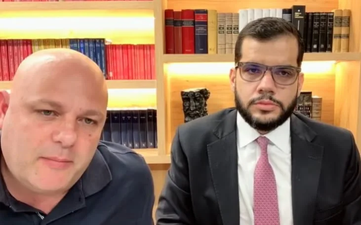 Miguel Quintero y su abogado Santiago Trespalacios durante una audiencia virtual.